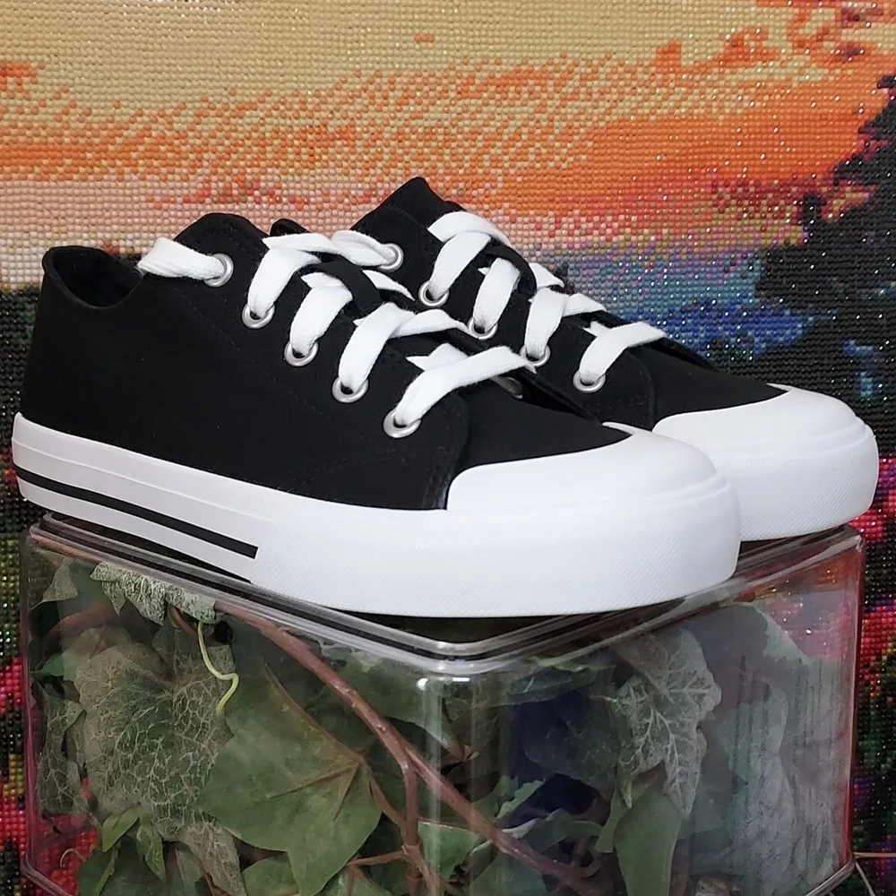 Boys Canvas Casual Lace-up Low-Top Sneaker